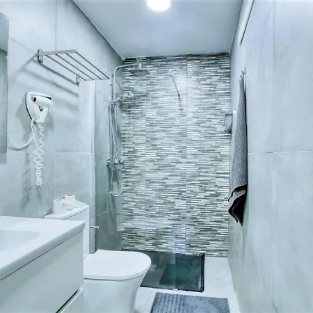 Pleasant In With Private Terrace Apartament